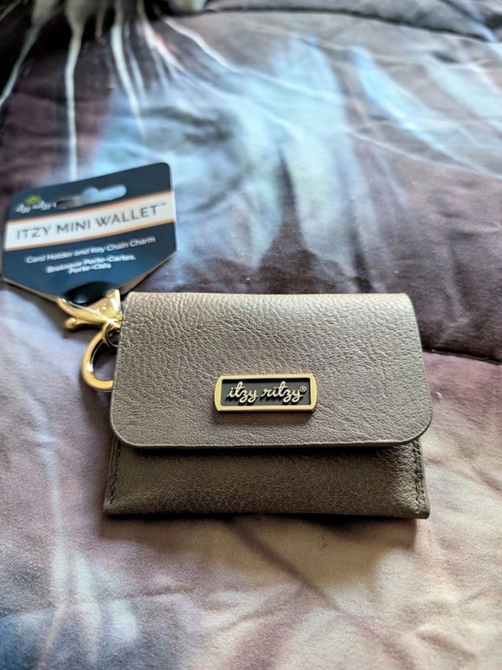 Itzy Ritzy NWT Wallet Card Holder and Key Chain